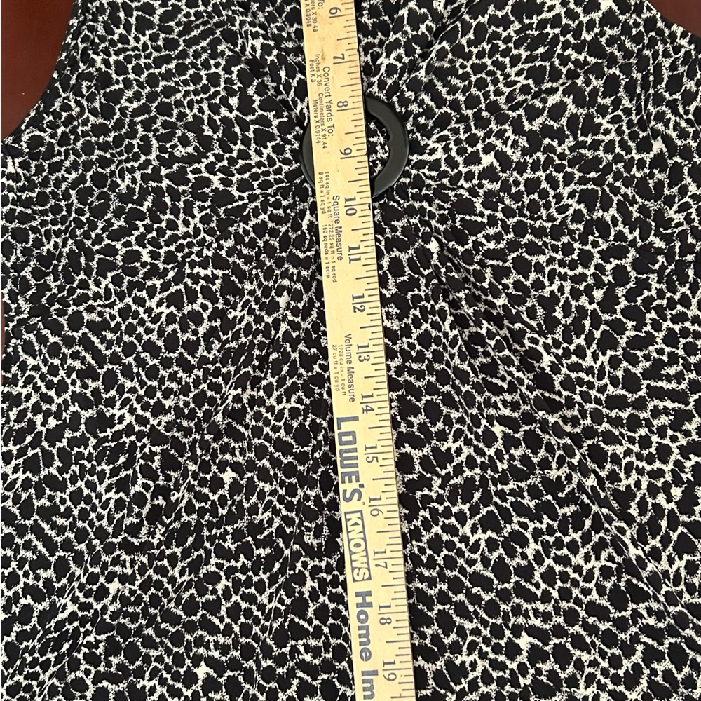 Vintage 90’s CHAUS V-Neck Leopard Print Sleeveless Blouse Top Gently Worn EUC!!! - Picture 10 of 11